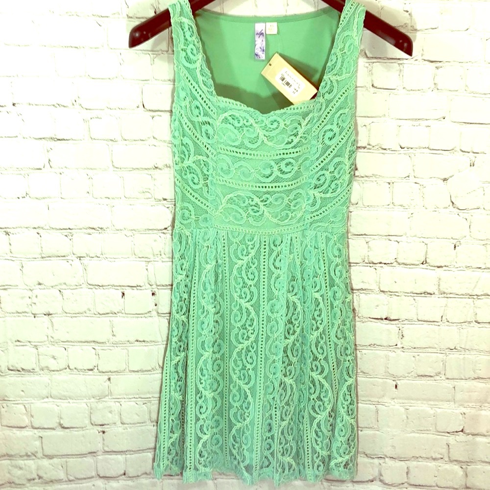 Francesca's Womens Green Dress